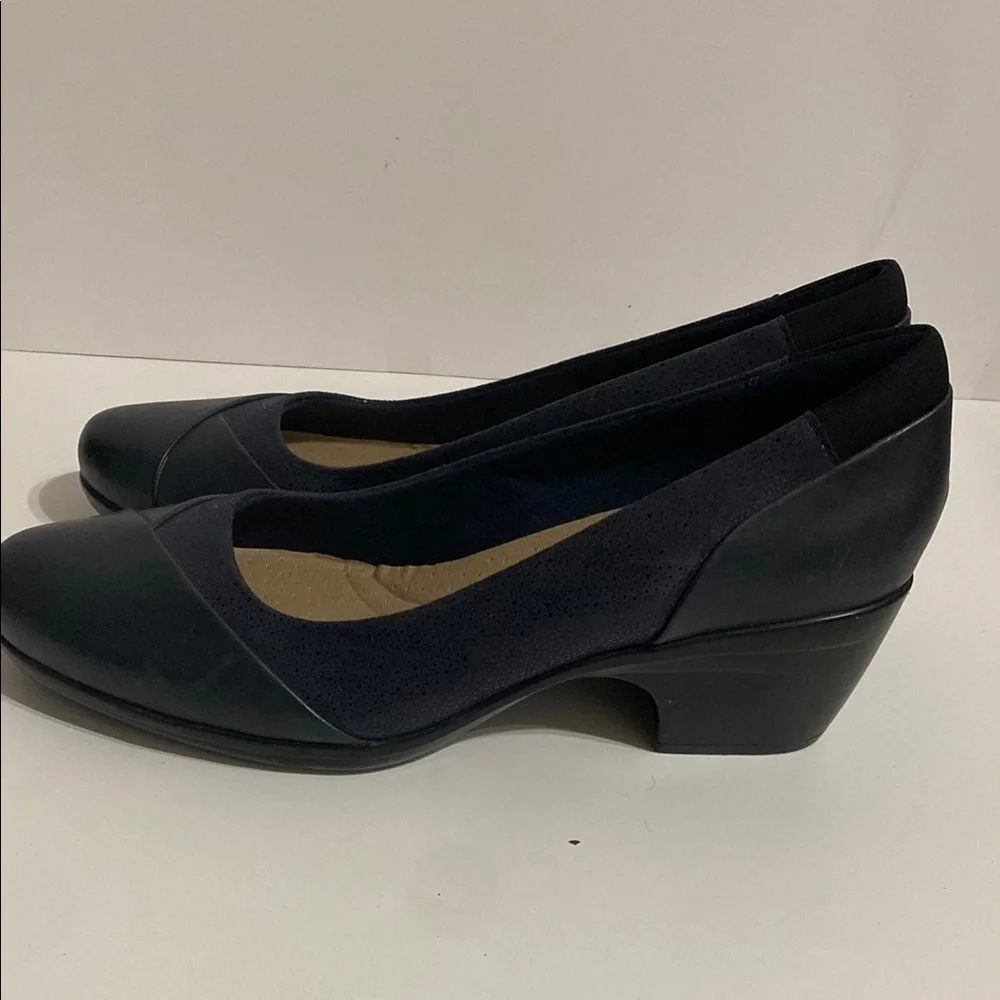 Clarks Elegant black Women's Heels Size 11 M
